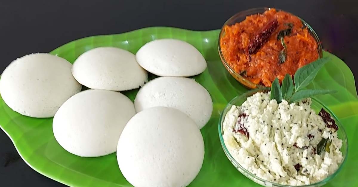 Idli Tomato Chutney Coconut Chutney Thattukada   Soft Idli 